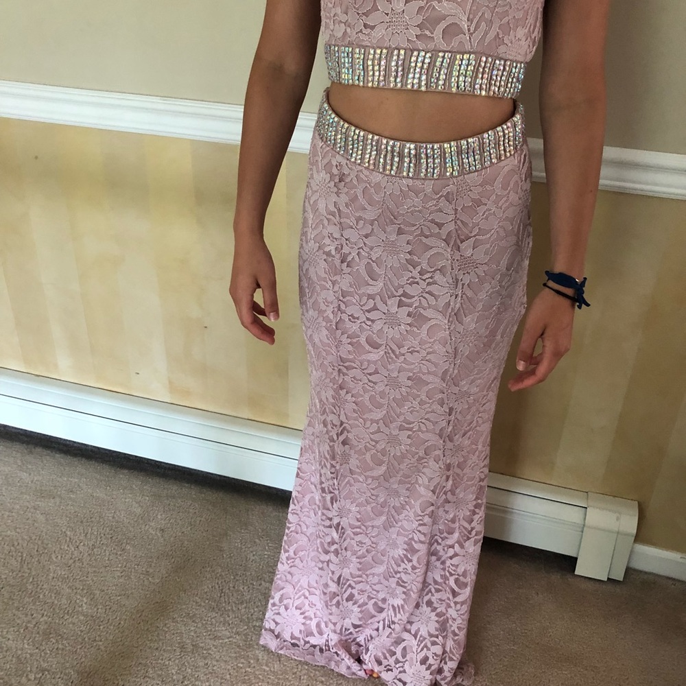 Prom Dress - Picture 2 of 8